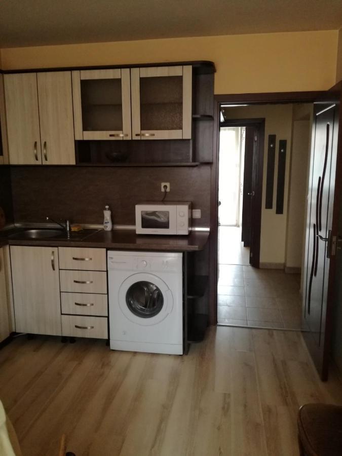 Apartmen Xan Malamir Варна Екстер'єр фото